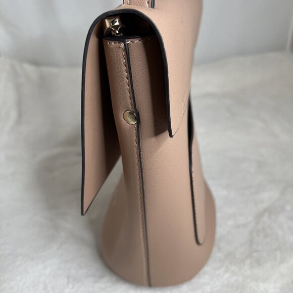 Expressions NYC Beige Faux Leather Crossbody Bag Adjustable Strap Gold-Tone - Picture 3 of 14